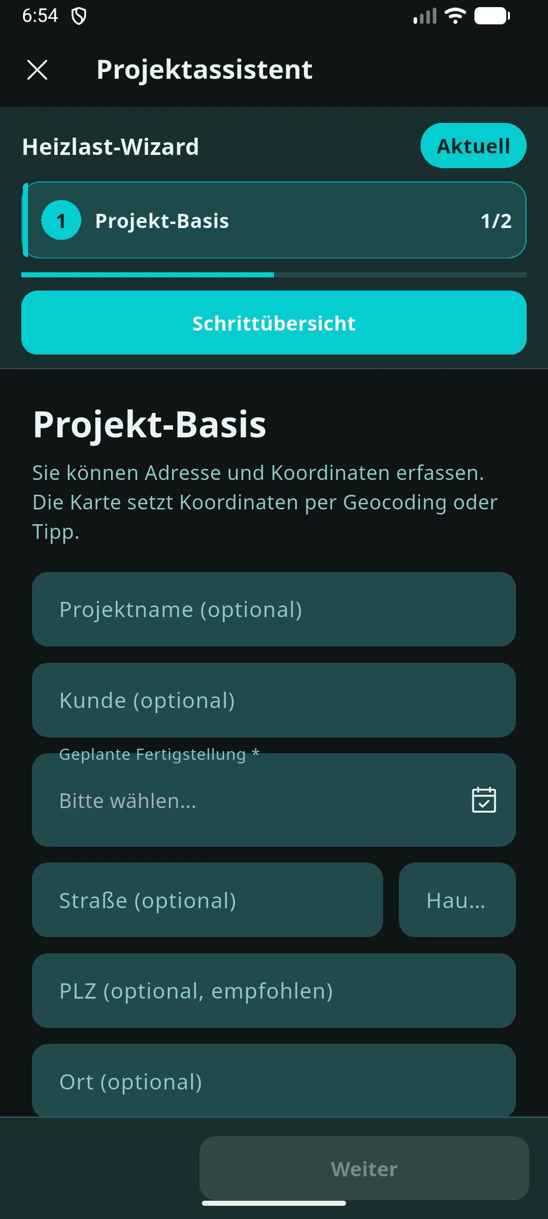 Prometo Projektassistent auf dem Smartphone mit Feldern für Projektname, Adresse und Fertigstellung